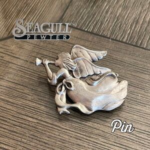 1992 Seagull, Canada Pewter Angel Christmas Pin Holiday Brooch